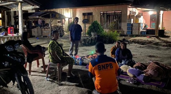 warga-donggala-sulteng-mengungsi-pascagempa-m-63_169